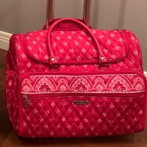 Vera Bradley 2-wheel luggage set.